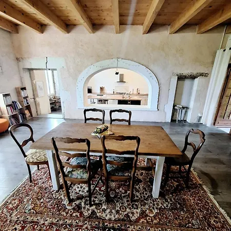 Ancien Couvent Avec Piscine Entre Alpilles Et Camargue Pour 10 Personnes