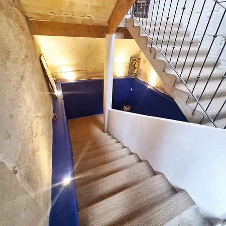 Ancien Couvent Avec Piscine Entre Alpilles Et Camargue Pour 10 Personnes *